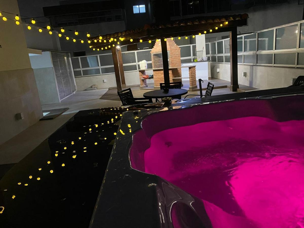 Cobertura Guarujá Apto com Jacuzzi e Churrasqueira Exterior foto
